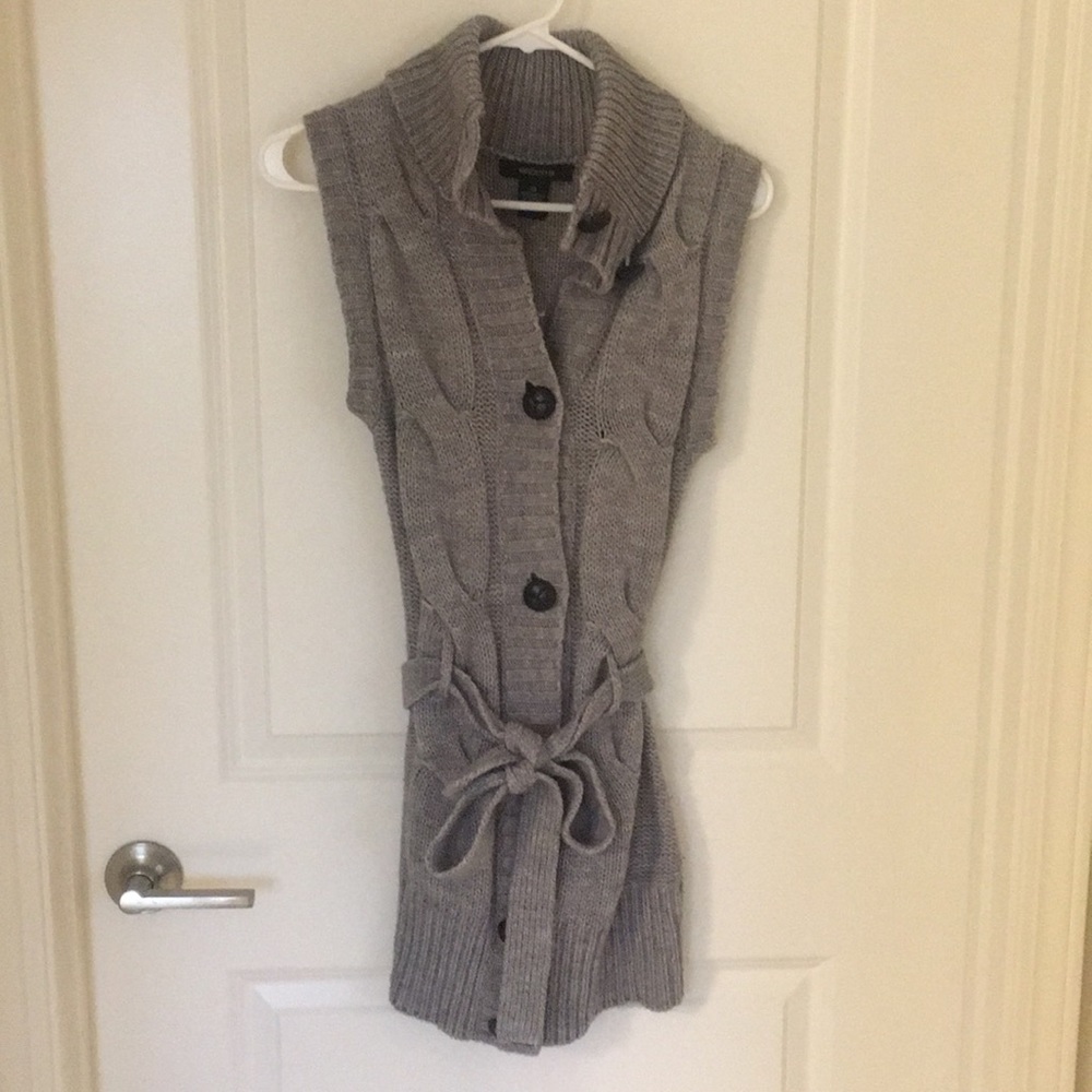 Arden B sweater vest